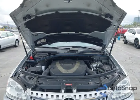 2008 Mercedes-Benz Ml 350 4Matic z USA, uszkodzony, nr VIN 4JGBB86E28A384272